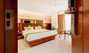 商务单人房 | 防过敏的被褥、客房内保险箱、笔记本电脑工作区、遮光窗帘