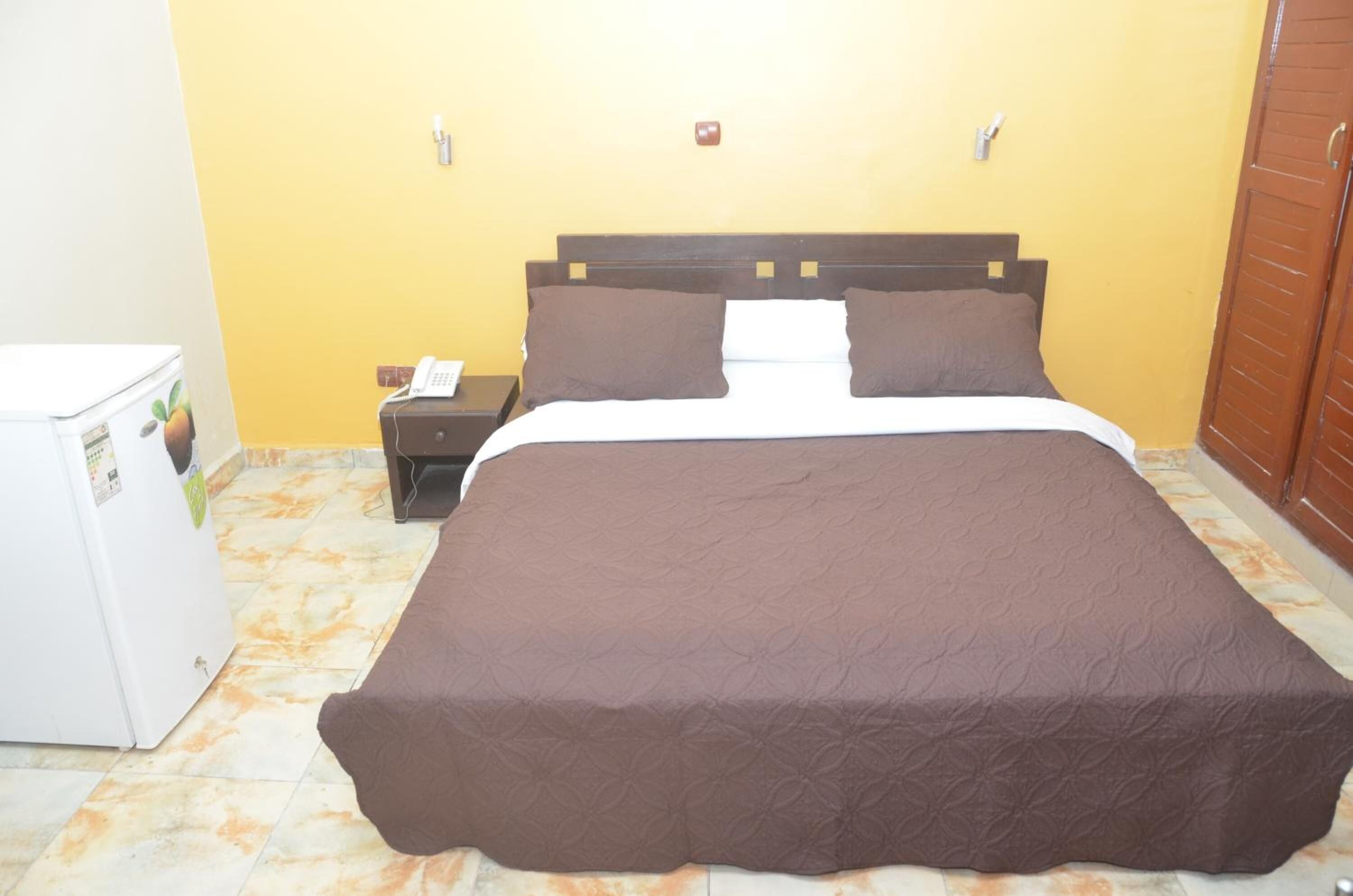 desk, blackout curtains, iron/ironing board, free wifi