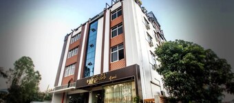 Shwe Pyi Thain Kha Hotel