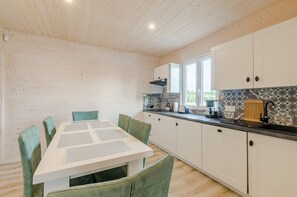 Apartment (9) | Dapur berkongsi | Peti sejuk, dapur, mesin basuh pinggan mangkuk, pembancuh kopi espreso