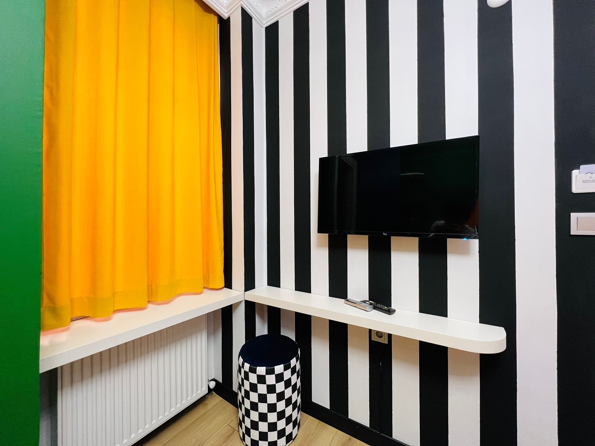 economy double room | 1 bedroom, minibar, in-room safe, soundproofing