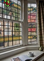 Standard Twin Room, 2 Twin Beds, Non Smoking | Desk, free WiFi, bed sheets