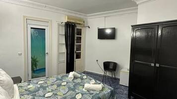 Chambre Double ou avec lits jumeaux, fumeur, vue partielle sur la mer