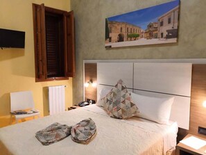 Classic Room, 1 Queen Bed | Minibar, in-room safe, free WiFi, bed sheets - Fratelli Clemente Spa And Hotel (Castelvetrano)