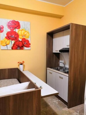 Deluxe Room | Minibar, in-room safe, free WiFi, bed sheets - Fratelli Clemente Spa And Hotel (Castelvetrano)
