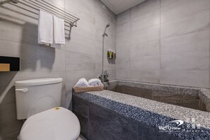Bathroom - Prince Hotel (Jiaoxi)