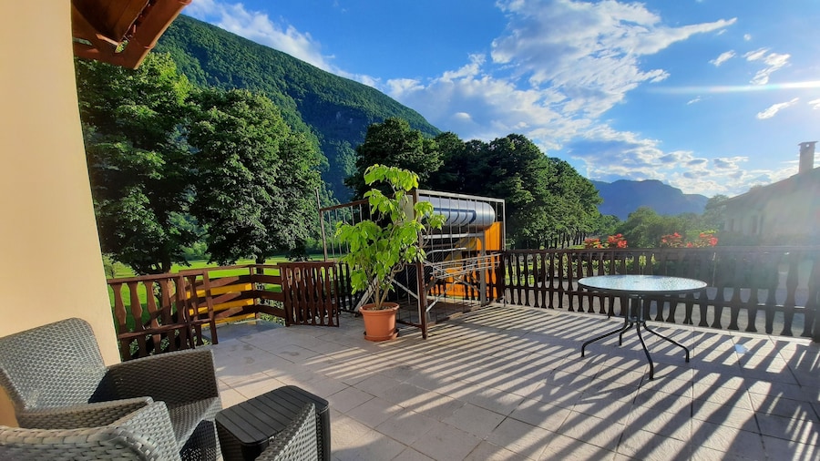 Apartment Zonir with sauna