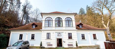 Entrée de l’hébergement