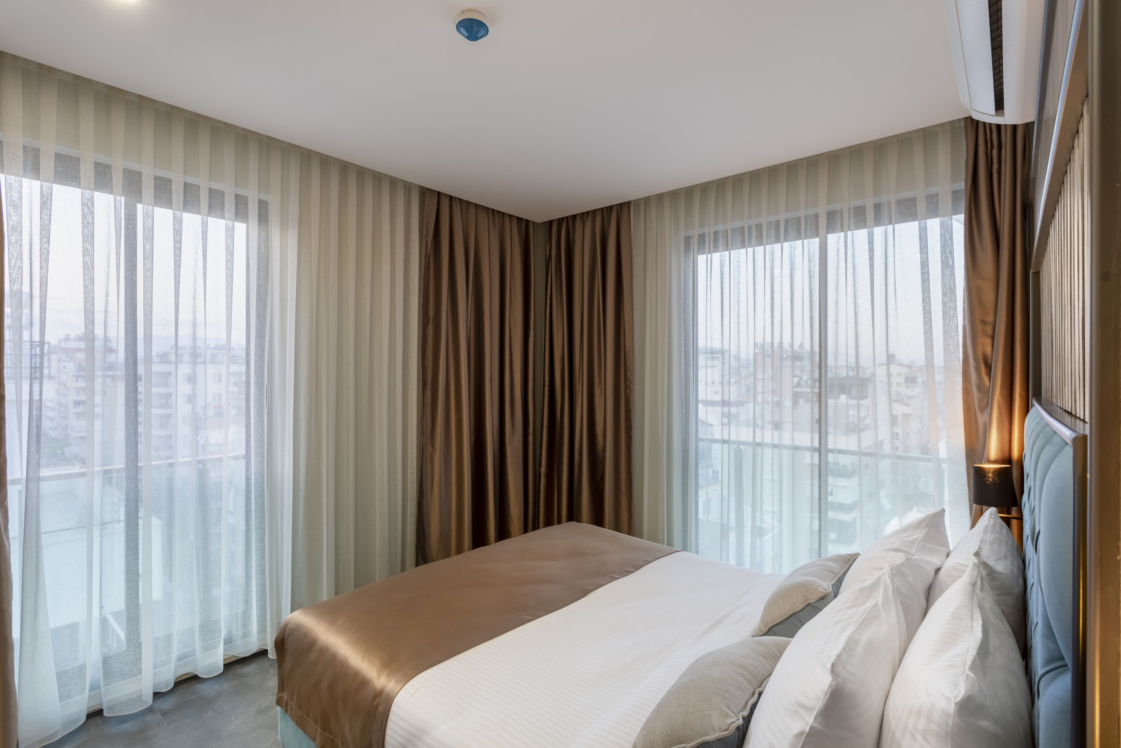 family suite | city view