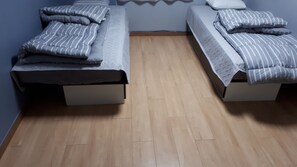 1 bedroom, premium bedding, blackout curtains, soundproofing - Ulsan Guest House BaehoHanmaru (Ulsan)
