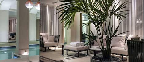 Couples treatment room(s), sauna, steam room