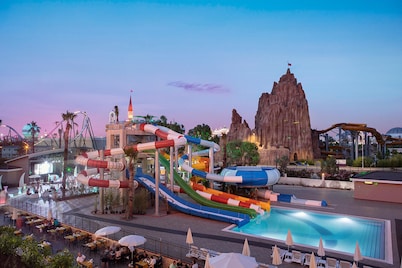 Aydinbey Queen's Palace & Spa - Ultra All Inclusive