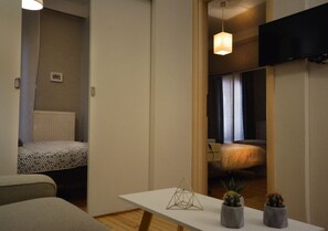 Apartment, 3 Schlafzimmer | Wohnzimmer | Flachbildfernseher