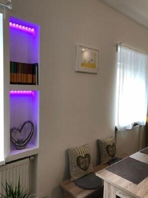 City Apartment | Living area | Flat-screen TV - Apartment Palm Home (Zagreb)