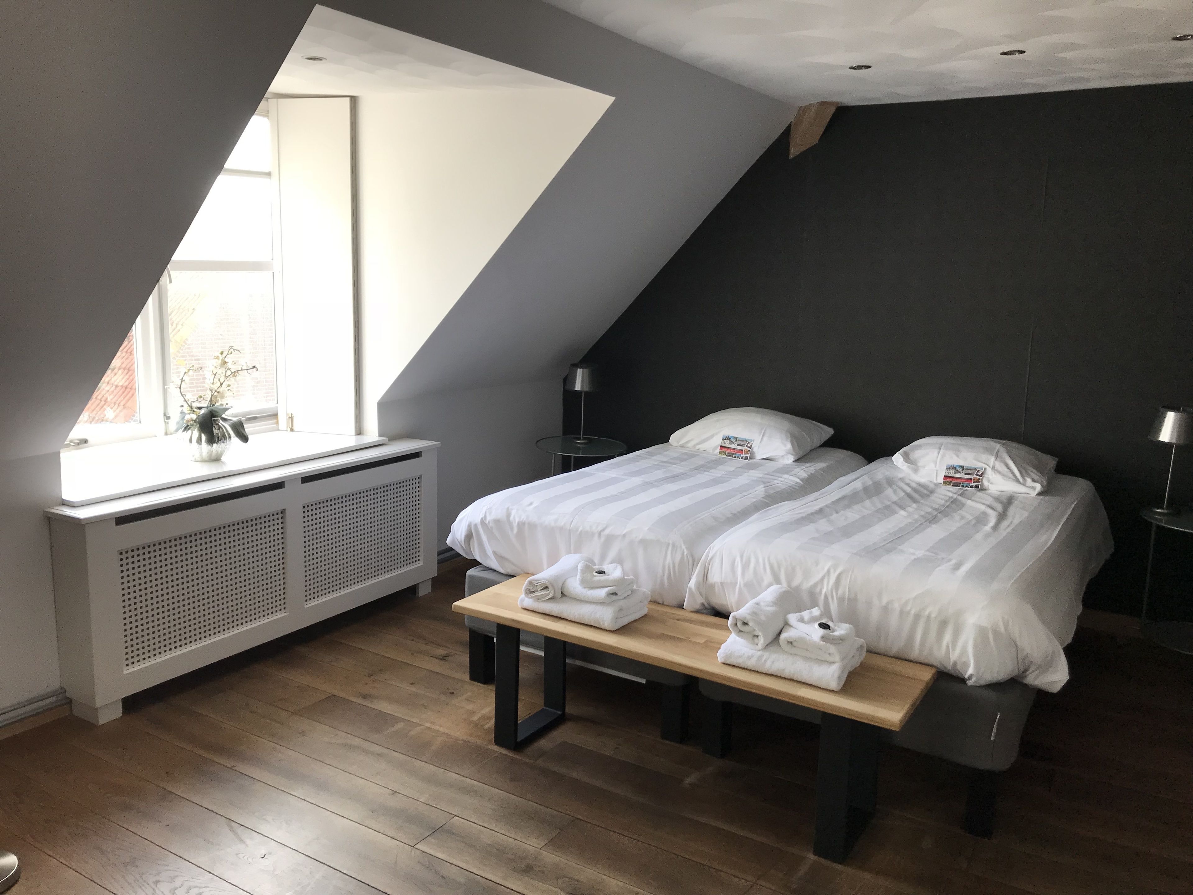 Comfort Room | Blackout drapes, soundproofing, iron/ironing board, free WiFi