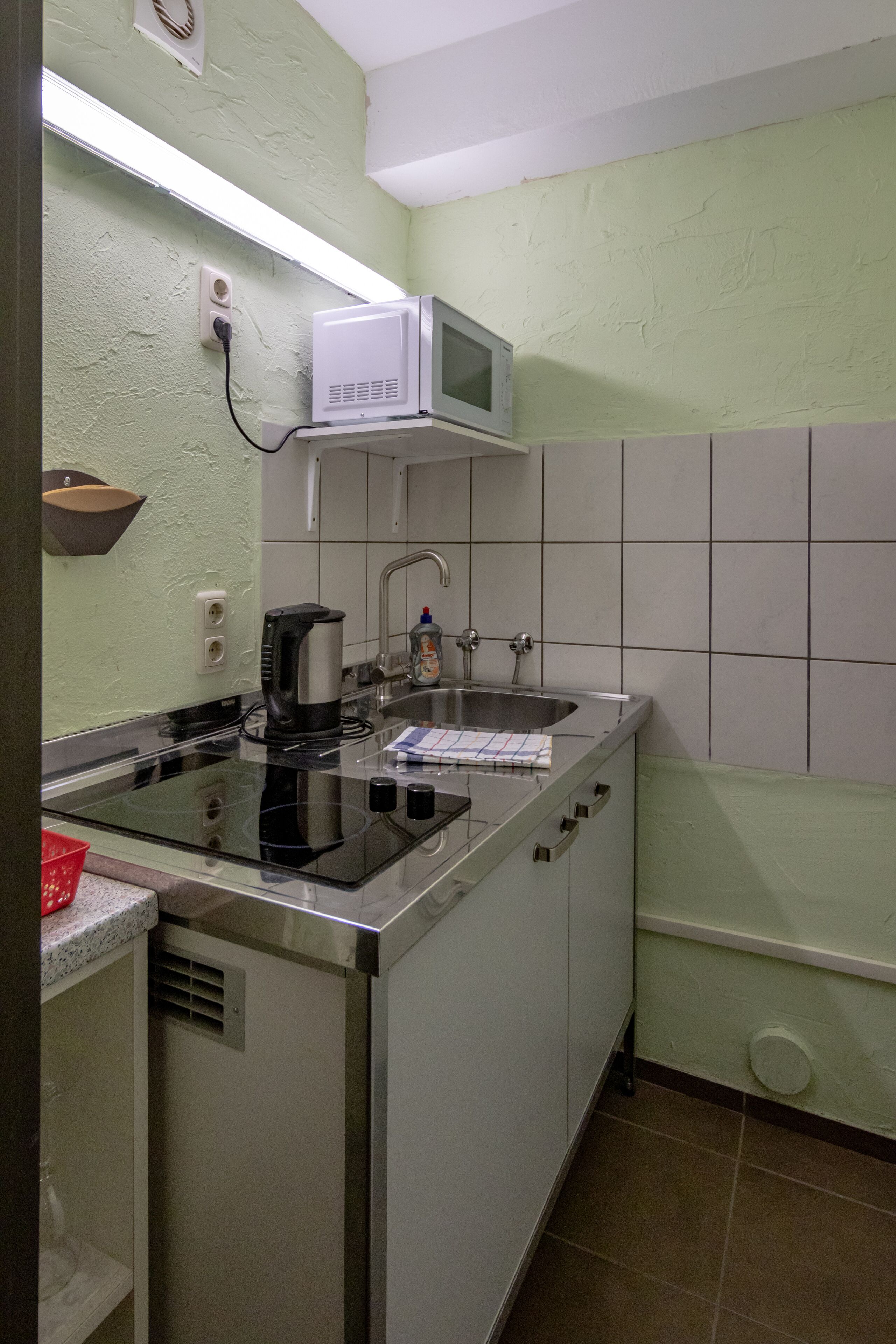 coffee/tea maker, electric kettle