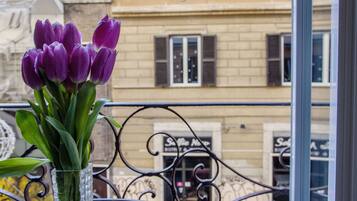 Elite-Zimmer (Violet) | 1 Schlafzimmer, Bügeleisen/Bügelbrett, kostenloses WLAN, Bettwäsche