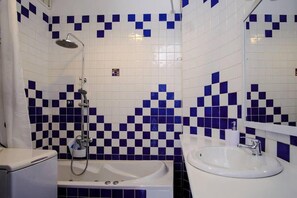 Bathroom - Studio Apartment Jedro (Zagreb)