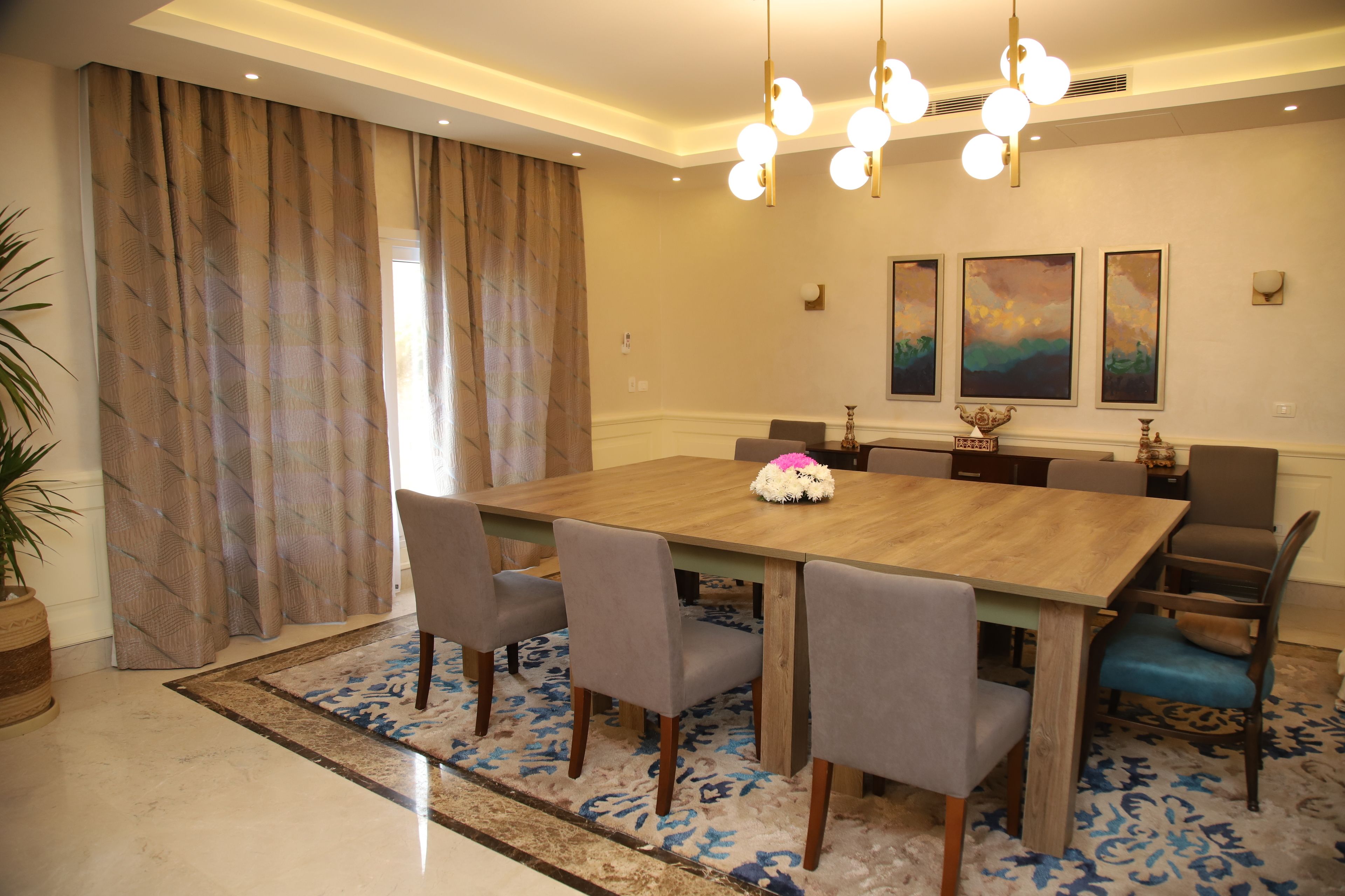 palace | in-room dining