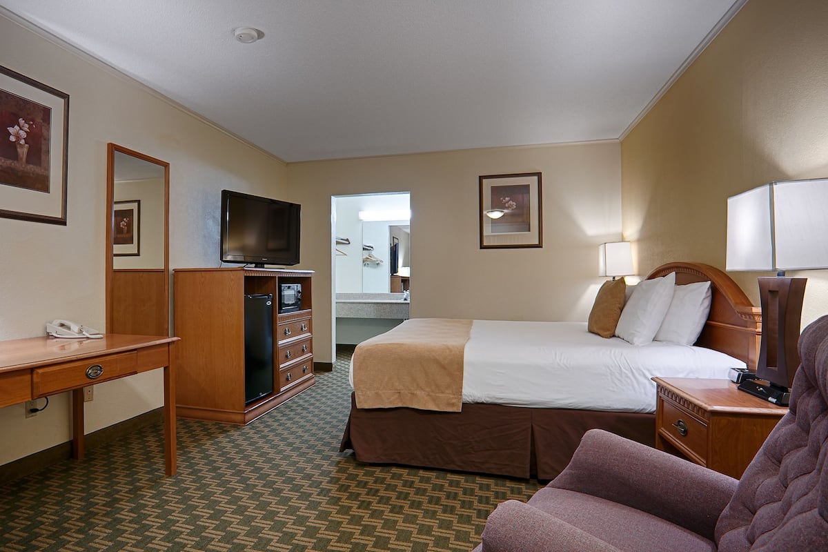 Superior Single Room, 1 King Bed, Non Smoking