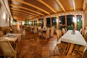Dinner served, Regional cuisine - Landhotel Aschenbrenner (Freudenberg)