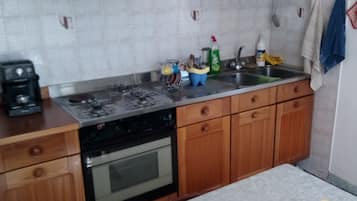 Shared fridge, microwave