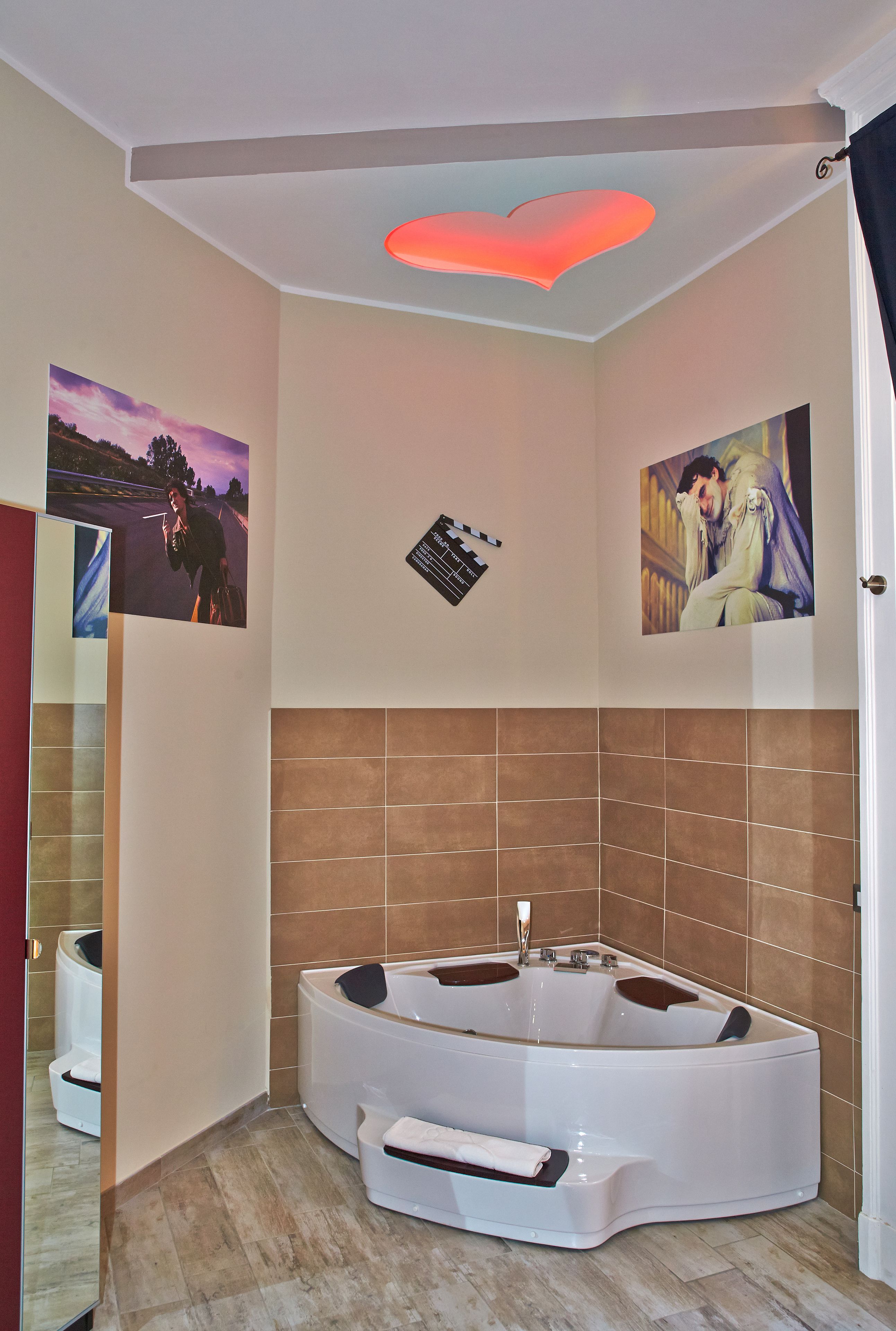 Foto - Artisti Sustinea Rooms