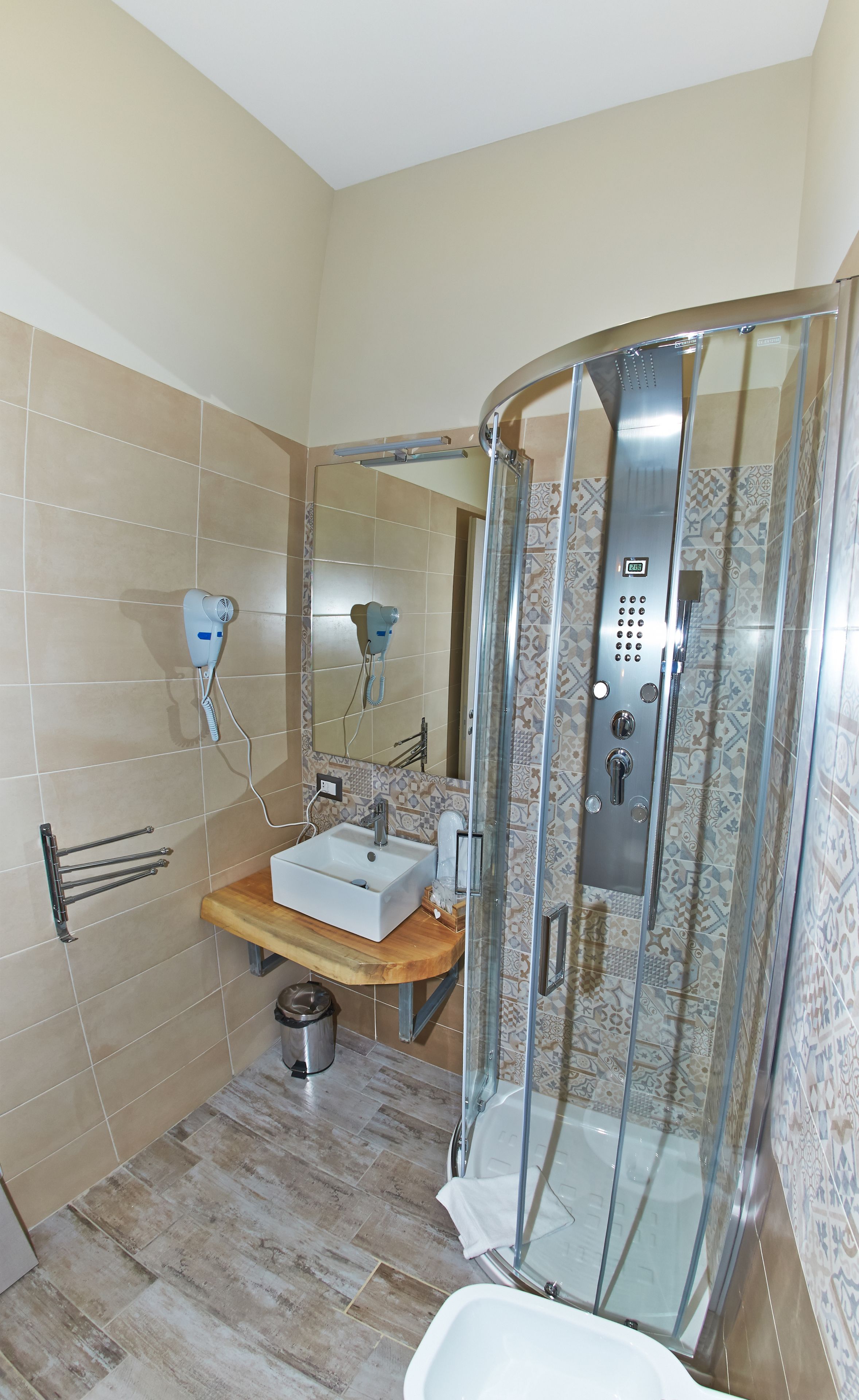 Foto - Artisti Sustinea Rooms