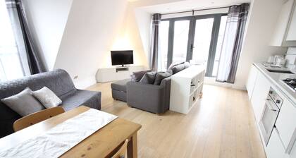 Watergarden Apartment