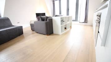 Apartment, 3 Bedrooms | Living area