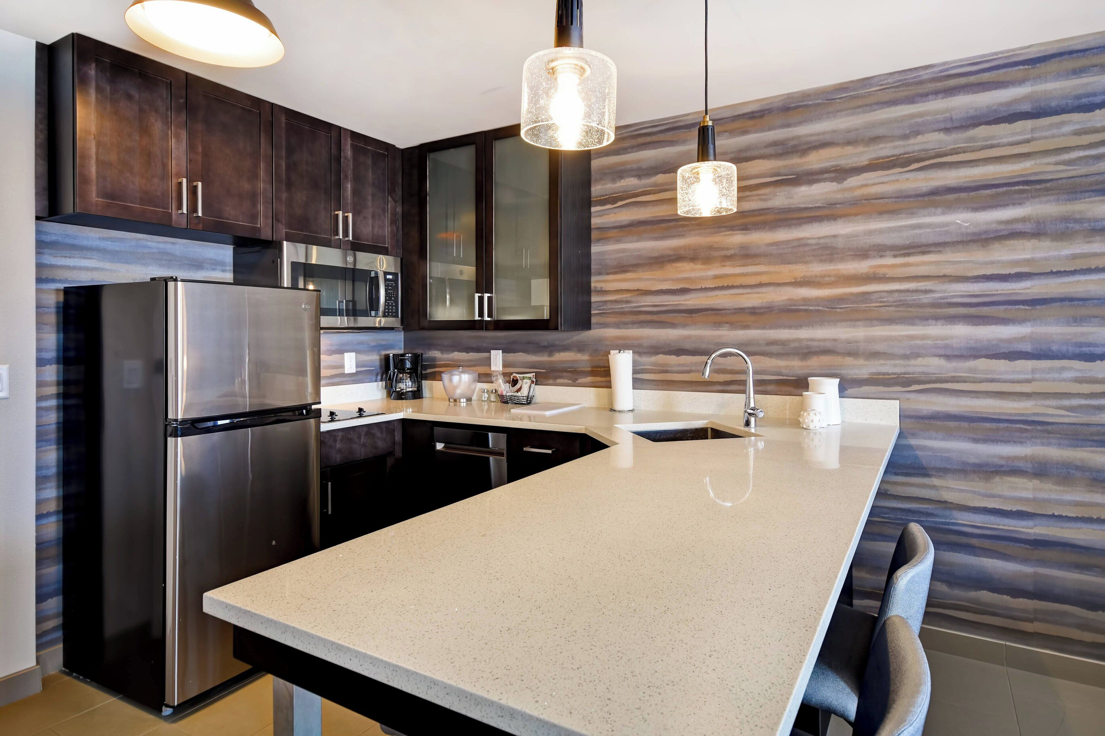studio, multiple beds | private kitchen | full-sized fridge, microwave, oven, stovetop