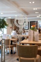 Coffee shop