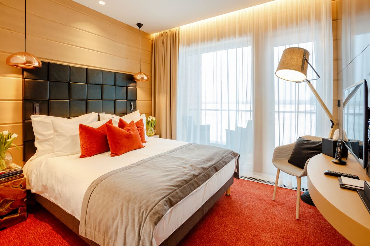 Standaard kamer, 1 twee- of 2 eenpersoonsbedden, balkon, uitzicht op golfbaan | Extra bedden