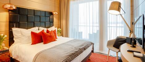 Standard Double or Twin Room, Balcony, Golf View | Extra beds