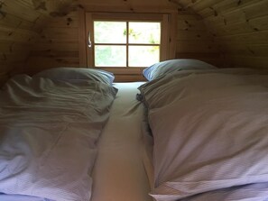 Free WiFi, bed sheets - Landgut Jungfleisch (Schoenenberg-Kuebelberg)