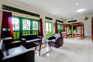 Shared Dormitory, Mixed Dorm | Free WiFi