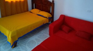 Blackout curtains, free WiFi