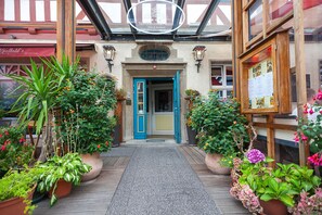 Property entrance - Hotel & Restaurant Norddeutscher Bund (Heilbad Heiligenstadt)
