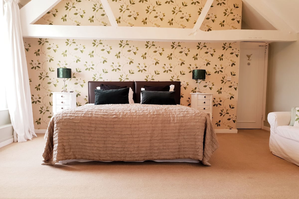 Honeymoon tweepersoonskamer, 1 kingsize bed, niet-roken, uitzicht op vallei | 1 slaapkamer, luxe beddengoed, individueel gedecoreerd
