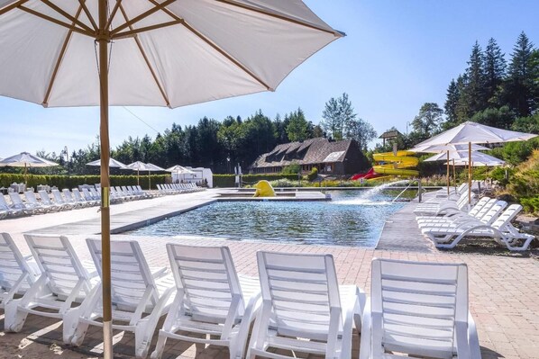 Indoor pool, outdoor pool