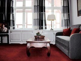 Comfort Apartment | Living area | Flat-screen TV