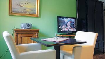 Standard Apartment | Living area