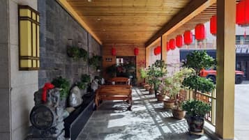 Tempat makan outdoor
