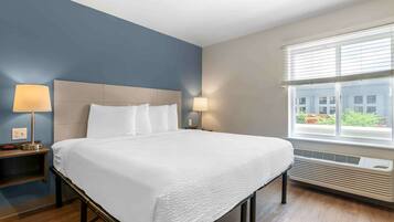 Studio Deluxe, không hút thuốc, tủ lạnh & lò vi sóng | Bàn, khu vực làm việc phù hợp cho laptop, bàn ủi/dụng cụ ủi quần áo