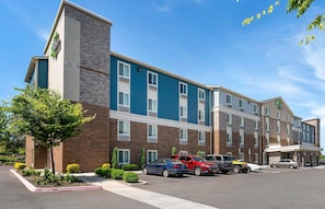 Exterior - Extended Stay America Suites - Portland - East (Portland)