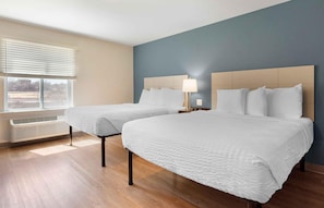 Standard Studio, 2 Queen Beds, Non Smoking, Refrigerator & Microwave