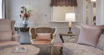Old Town Bluffton Inn
