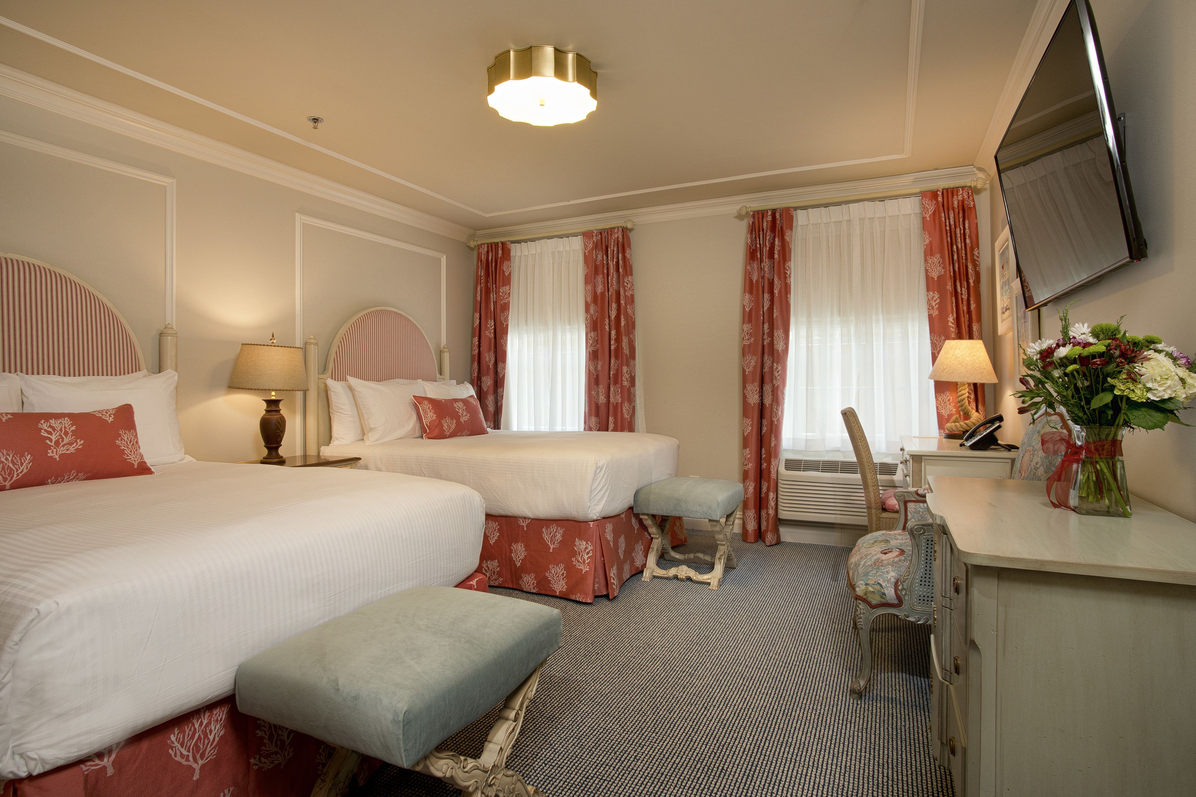 Room 205, 2 Double Beds, Non Smoking 