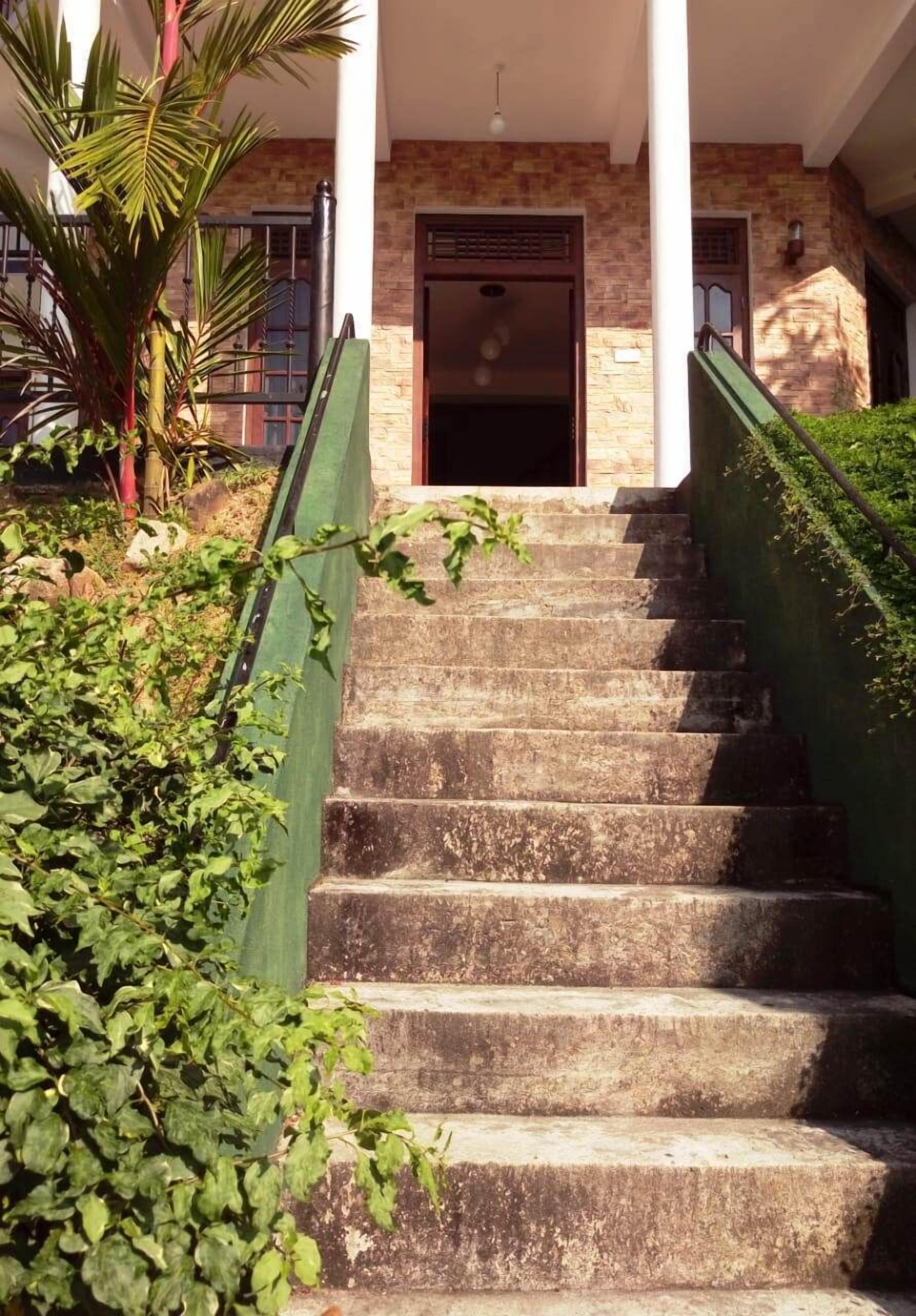 Entrada de la propiedad