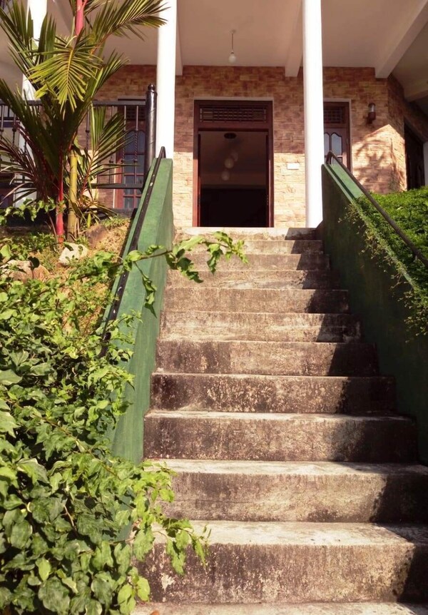 Ku Kandy Villa - Kandy